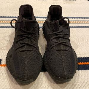 Yeezy Boost 350 V2 ‘Black Non-Reflective’ Size 9.5